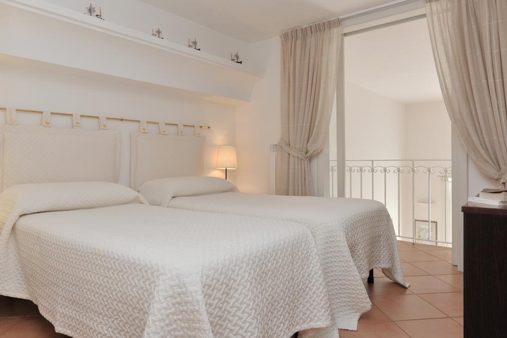 La Torricella - Ravello Accommodation Минори Екстериор снимка