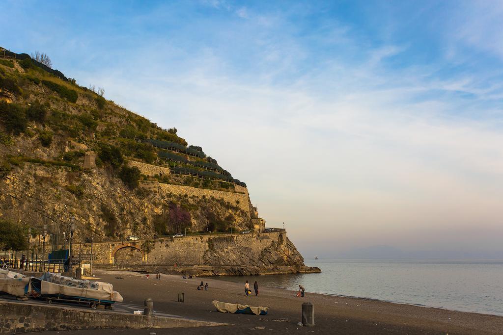 La Torricella - Ravello Accommodation Минори Екстериор снимка